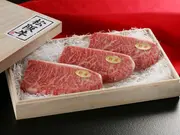 松阪牛イチボステーキ通販 100g×3枚セット(特選松阪牛専門店 やまと)