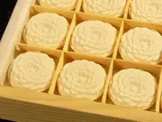 菊寿糖 28個入（木箱）(鍵善良房)