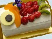 こどもの日ロールデコレーションケーキ「KOINOBORI」(美食サークル)