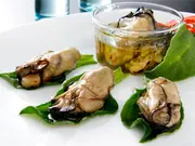 牡蠣のくん製オリーブオイル漬け(三養水産)