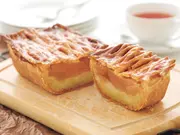 自家製カマンベールのアップルパイ(アトリエ・ド・フロマージュ)