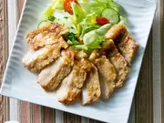 黒豚ロース味噌漬け（7枚入り・贈答用）(薩摩八重ファーム)