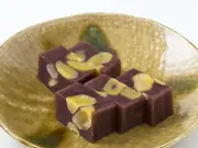 栗蒸羊羹 1本(栗きんとん本家 すや)