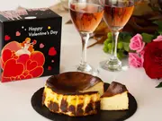 濃厚バスクチーズケーキ(バル＆キッチンSoL)