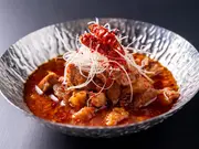 飛騨牛すじ煮込み　激辛トマト【単品】(飛騨ごっつお工房)