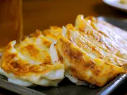 ニンニク増し増し30個(餃子）(町田餃子商店)