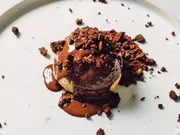 【シェフセレクトの紅茶つき！】プロフィットロール 2個入り(Régalez-Vous（レガレヴ）)