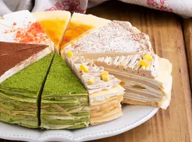 カットの手間いらず！ミルクレープ食べ比べホールセット