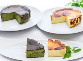 プレーン味と宇治抹茶味の贅沢なセット♪(iBASQUE)