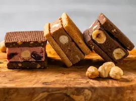 大切な人へ贈る、ヘーゼルナッツを使った贅沢サンド