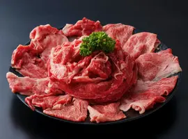 いろいろ使える大判切り落とし！手軽に伊萬里牛の旨みを満喫(伊萬里牛 松尾勝馬牧場)