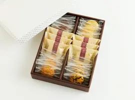 大人気銘菓も入ったオリジナルギフト