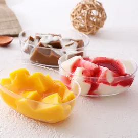 ベストお取り寄せ大賞銀賞の「ふるふるミルクわらびもち」(菓子香房 大阪・甘泉堂)