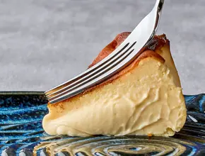 濃厚バスク風チーズケーキ