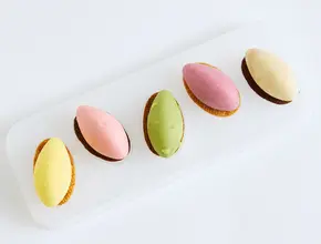 Restaurant Sola　パリクレーム カラフル