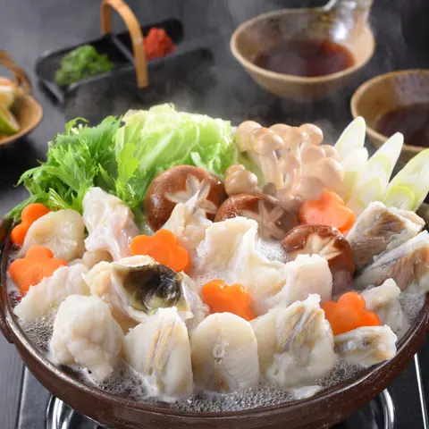 寒い冬に心も体も温めてくれる冬の鍋料理