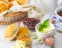 【英国アフタヌーンティー】3種のバタースコーンとクロテッドクリーム＆ジャムセット