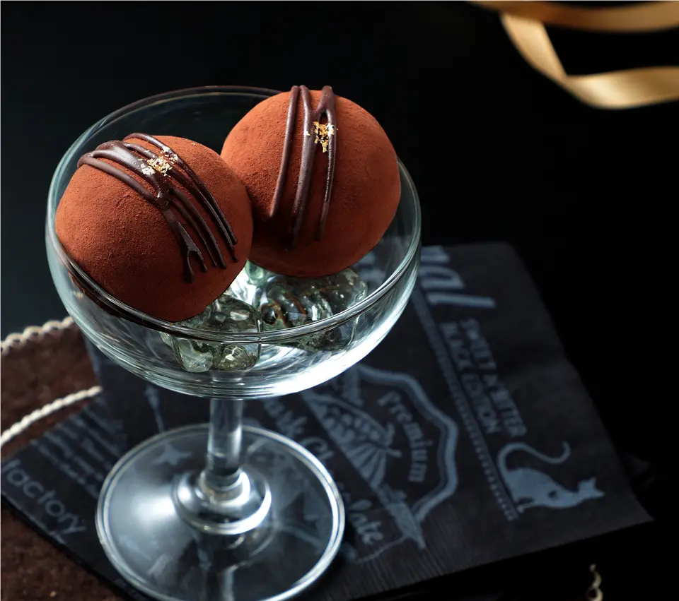 生チョコ大福10個入りギフトボックスタイプ_0