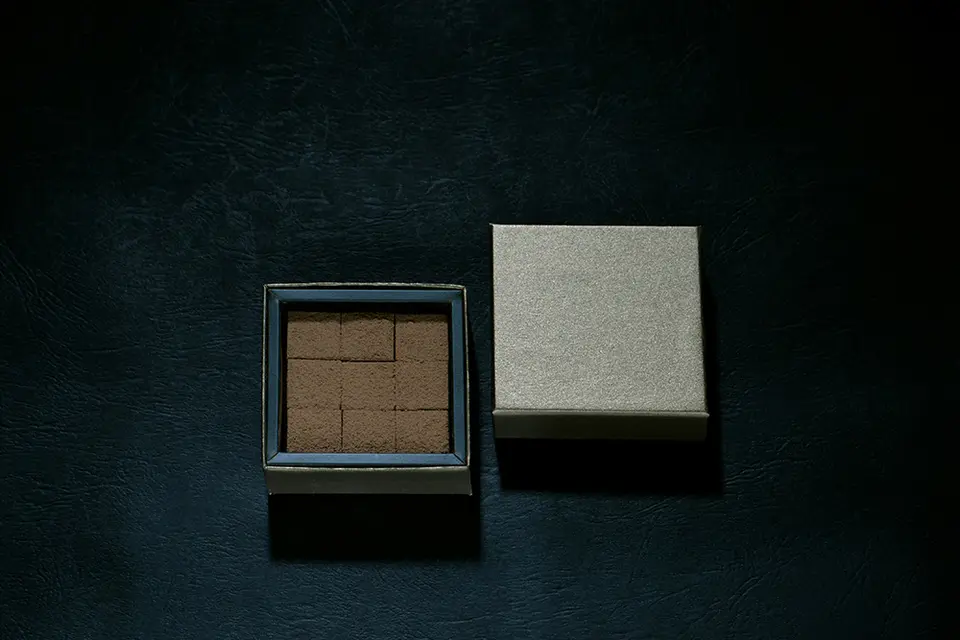 生チョコデュアルショコラ 9粒入 （ビターとミルク）_0