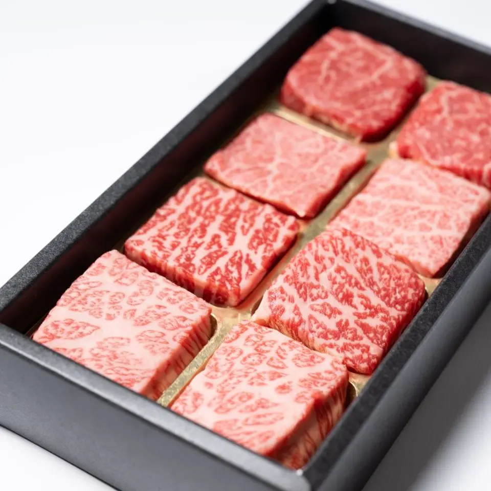 和牛サイコロステーキ4部位合計8個食べ比べ「肉チョコ」_1