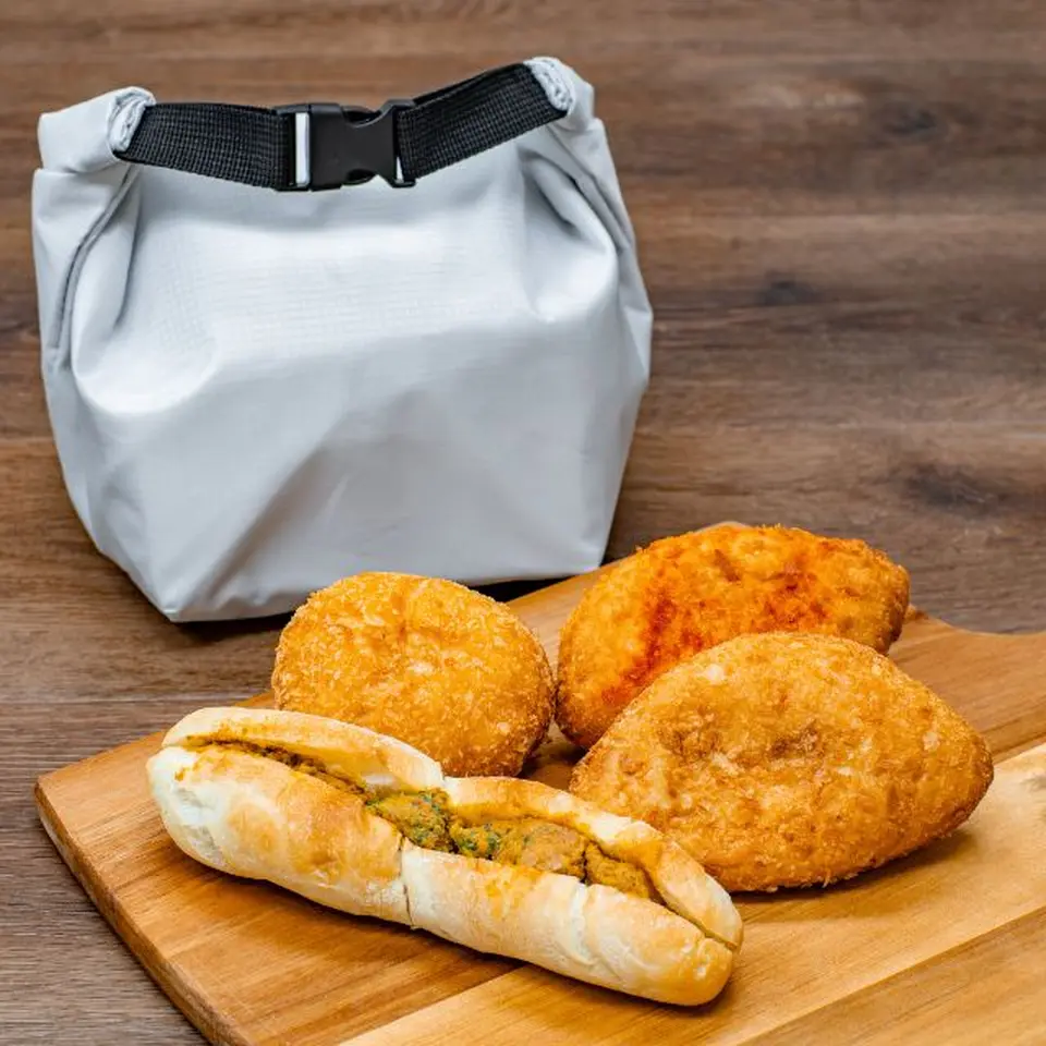 金賞カレーパン3種6個食べ比べセット_8