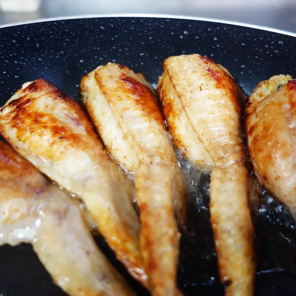 餃子専門店が作った手羽先餃子10本入り_1