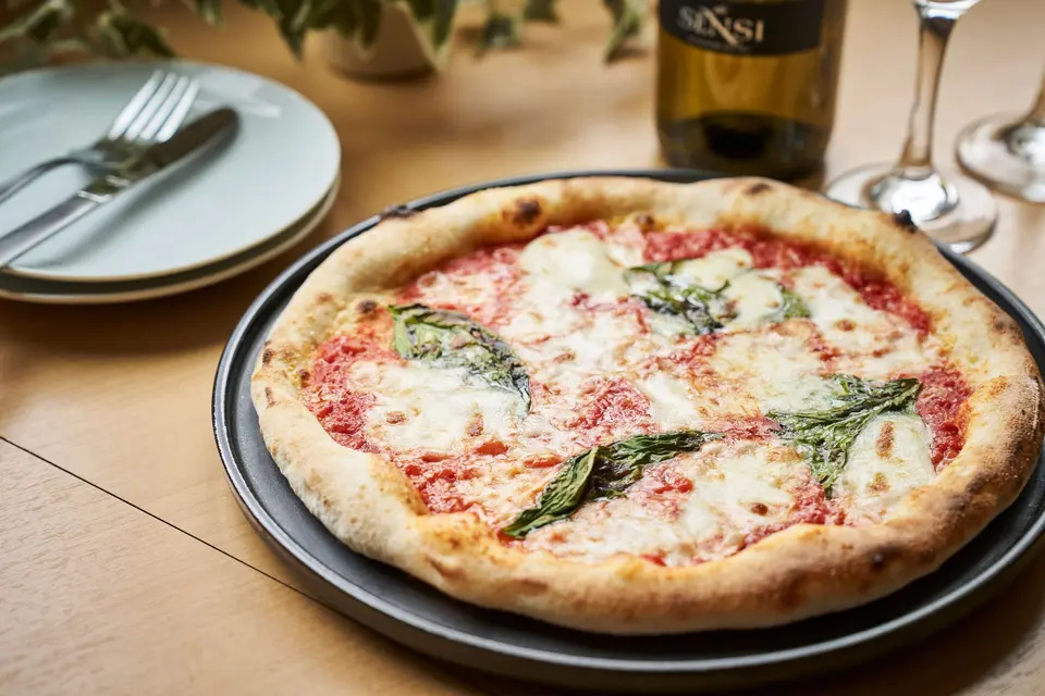 王冠ピッツァ選べる3枚セット_0