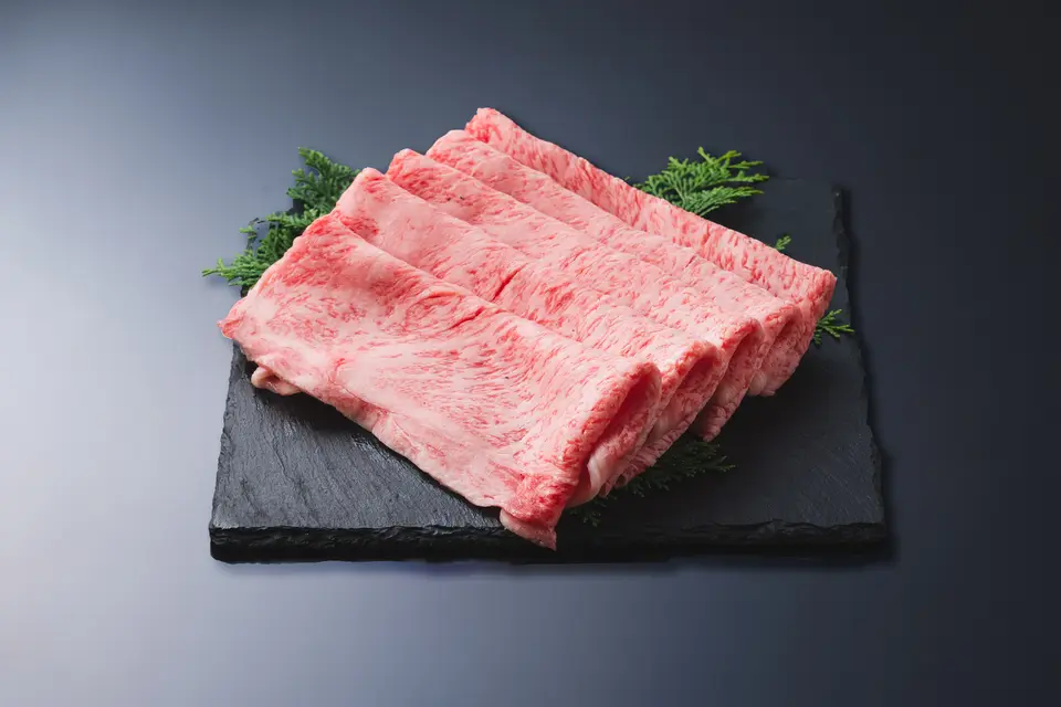 佐賀・国産黒毛和牛 伊萬里牛(伊万里牛)特選ロースすき焼き 300ｇ_0