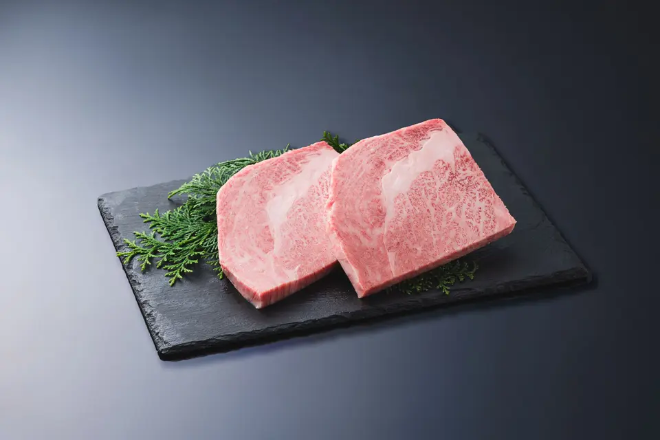 佐賀・国産黒毛和牛 伊萬里牛(伊万里牛)特選リブロースステーキ 180ｇ×2枚_1