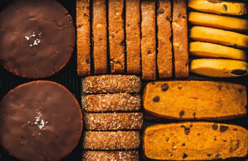 チョコだらけクッキー缶_6