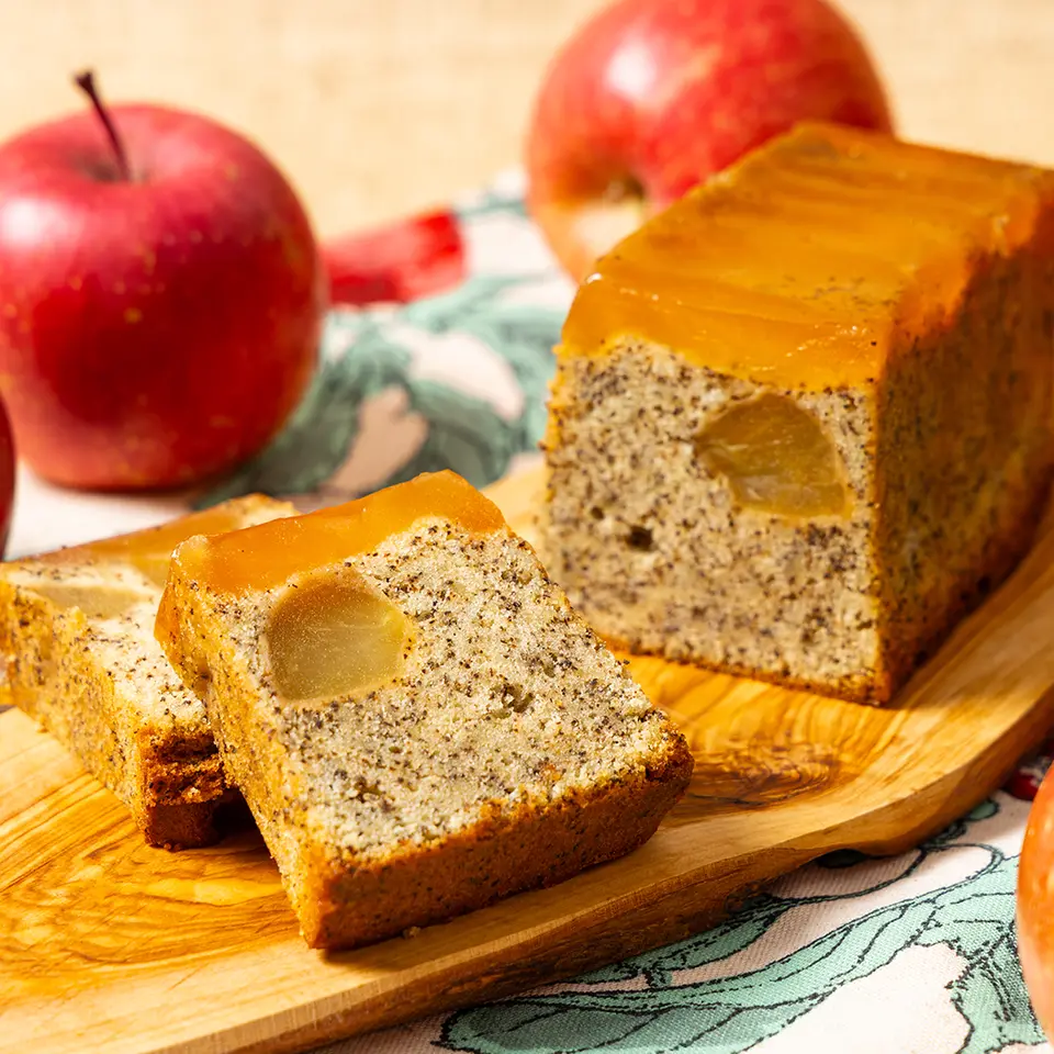 カラメルりんごと紅茶のケーキ_0