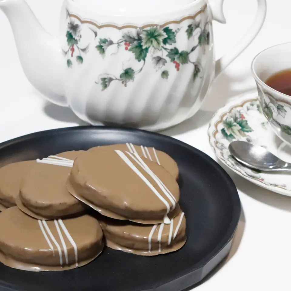 安納芋トリュフ「紅茶」チョコレート5個入_1