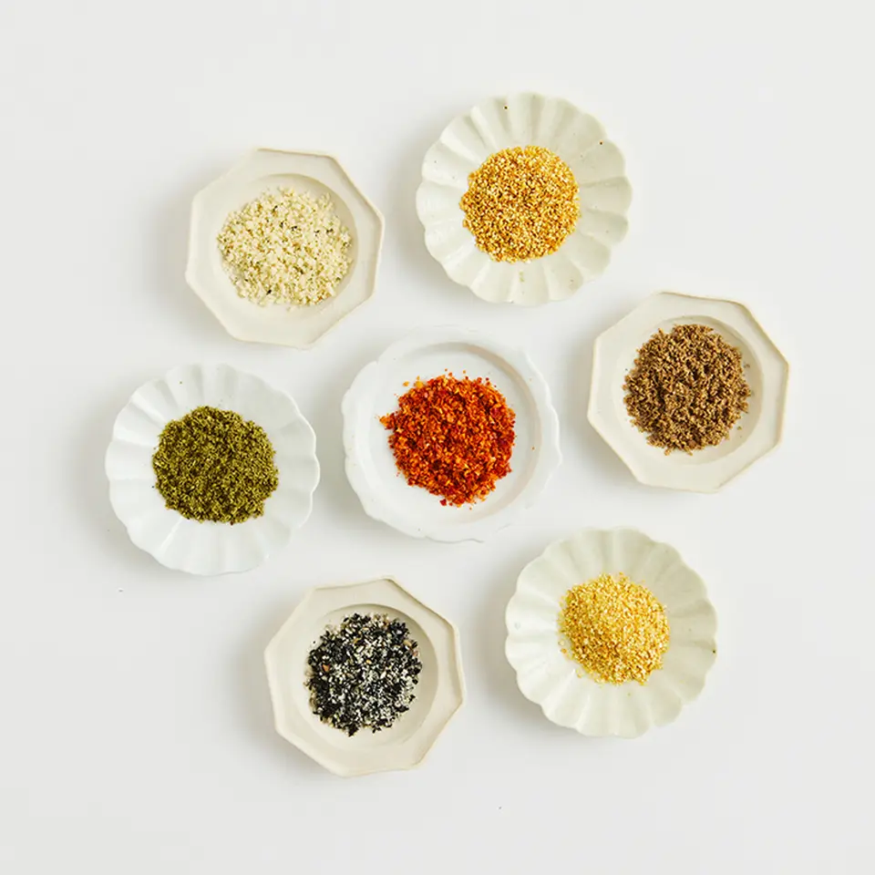 上高地帝国八幡屋礒五郎　ホテル料理長監修 オリジナルブレンド七味唐辛子_3