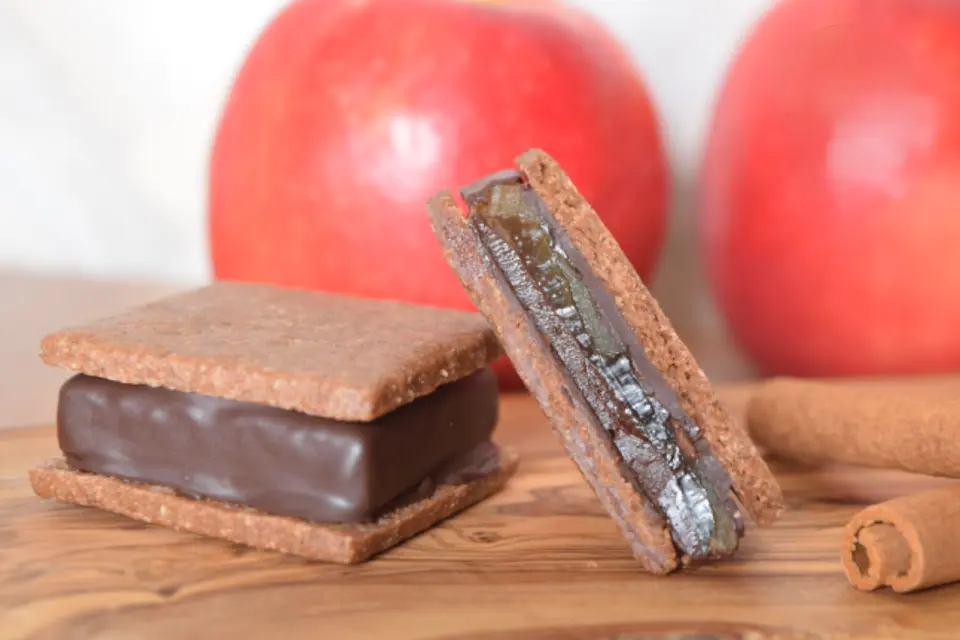 チョコレートサンド6個セット（ミルク・信州くるみ・信州りんご各2個入）_3