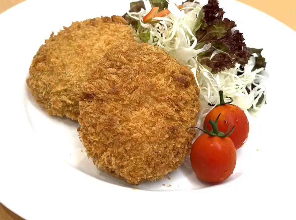 佐賀・国産黒毛和牛 伊萬里牛 コロッケ 3個入_0