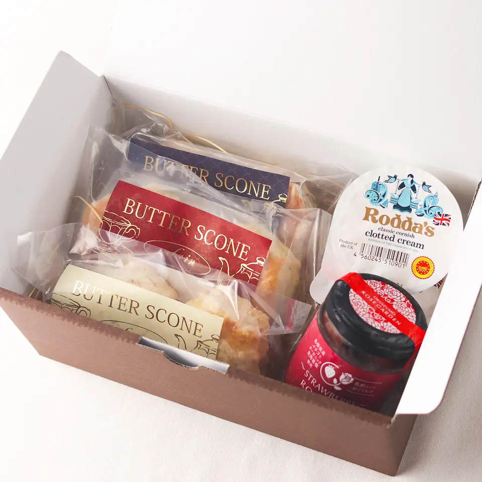 【英国アフタヌーンティー】3種のバタースコーンとクロテッドクリーム＆ジャムセット_2
