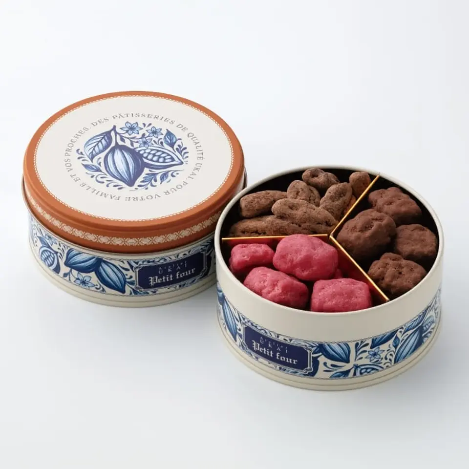 ショコラ アソルティ缶（イチゴ・カカオ・ピーカンナッツ）_0