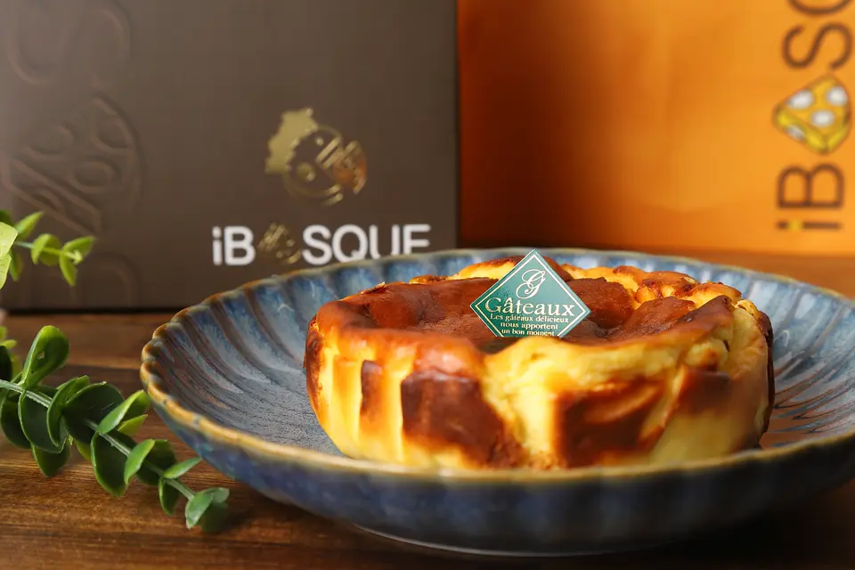 【ホール】茨木バスクチーズケーキ「プレーン」（12cm）_0