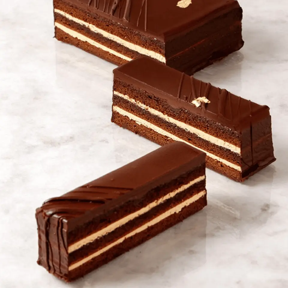 ガトーオペラ（チョコレートケーキ）_1