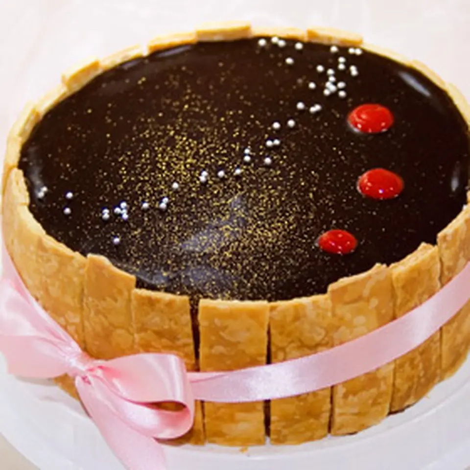 プリンセス ショコラ　ストロベリー(苺) 直径17cm_0