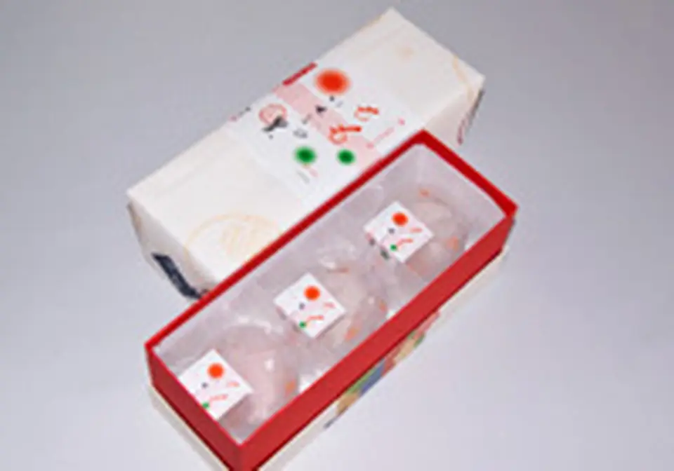 さくらももいちごの里 化粧箱3個入_0