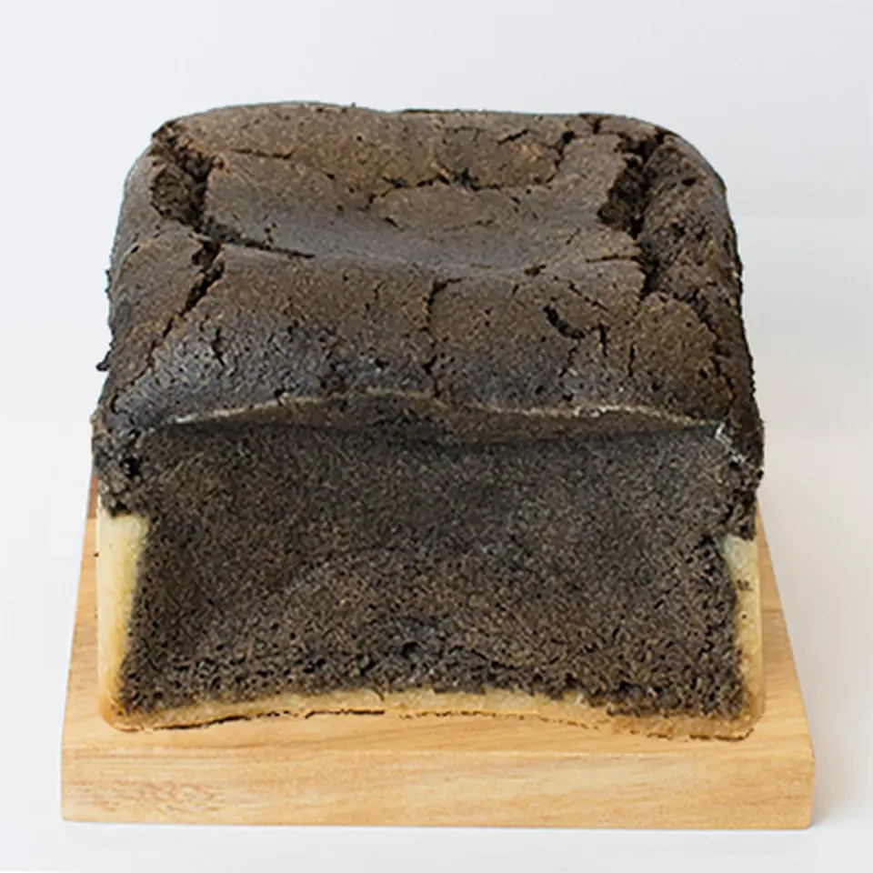 黒ごまパウンドケーキ（ハーフ）_0