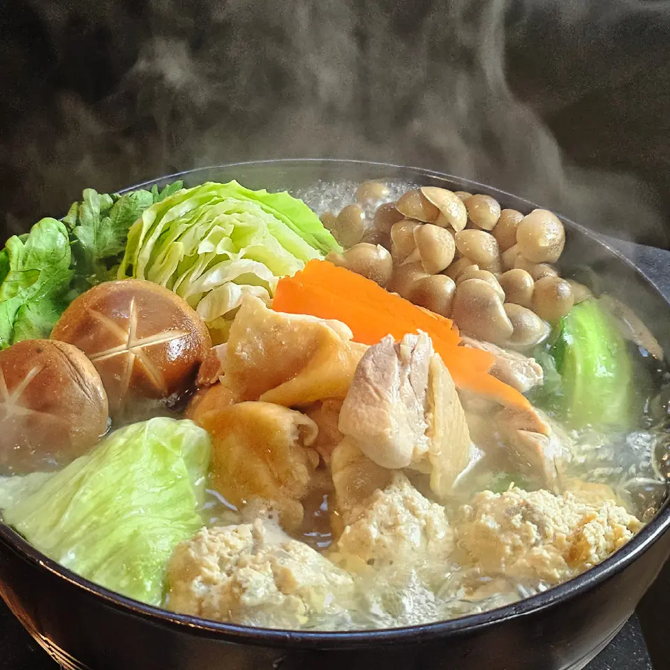 「はかた一番どり」と「はかた地どり」の 博多水炊きセット（2～3人前）_0