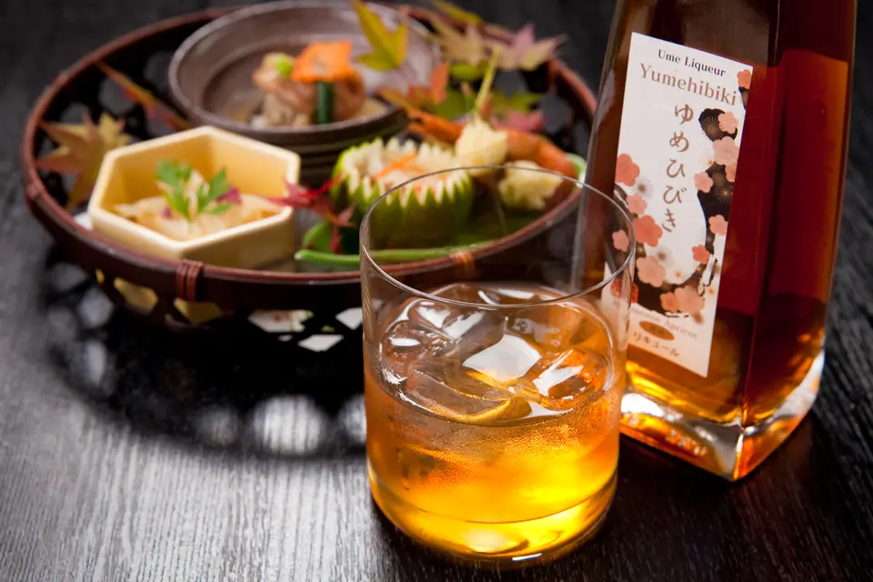 樽仕込高級梅酒 ゆめひびき (500ml） （風呂敷包み)_0