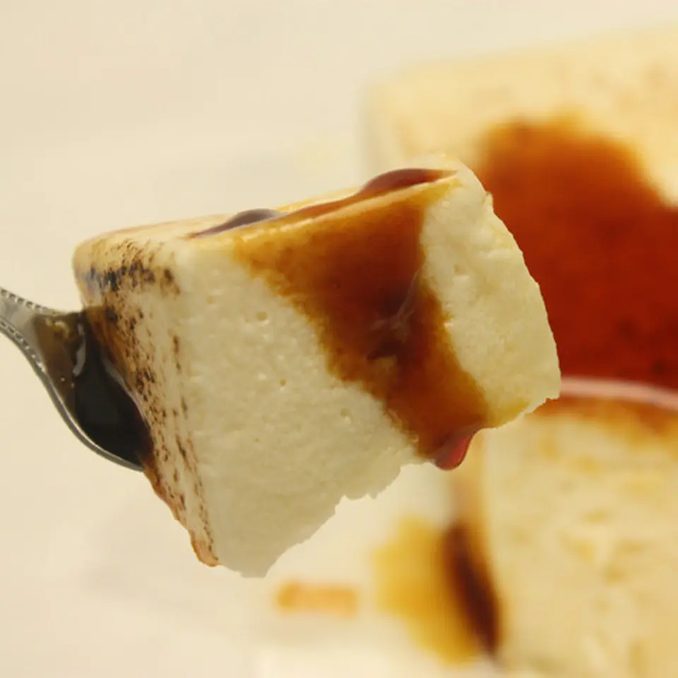 とろふわトーフチャウデ（キャラメルと生姜クランチ付き）(レアチーズケーキ)_2