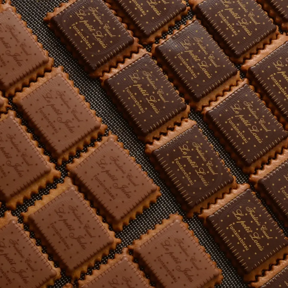 ボワット・ア・ビスキュイ_0