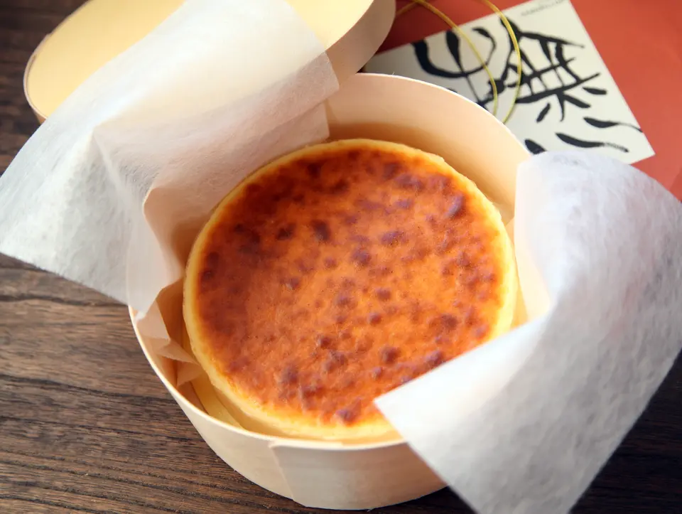 ふるさと半生チーズケーキ_0