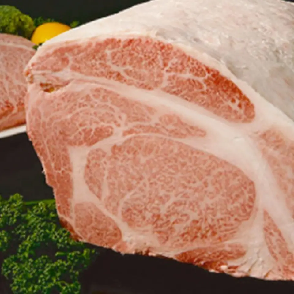 飛騨牛の焼肉用肩もも_0