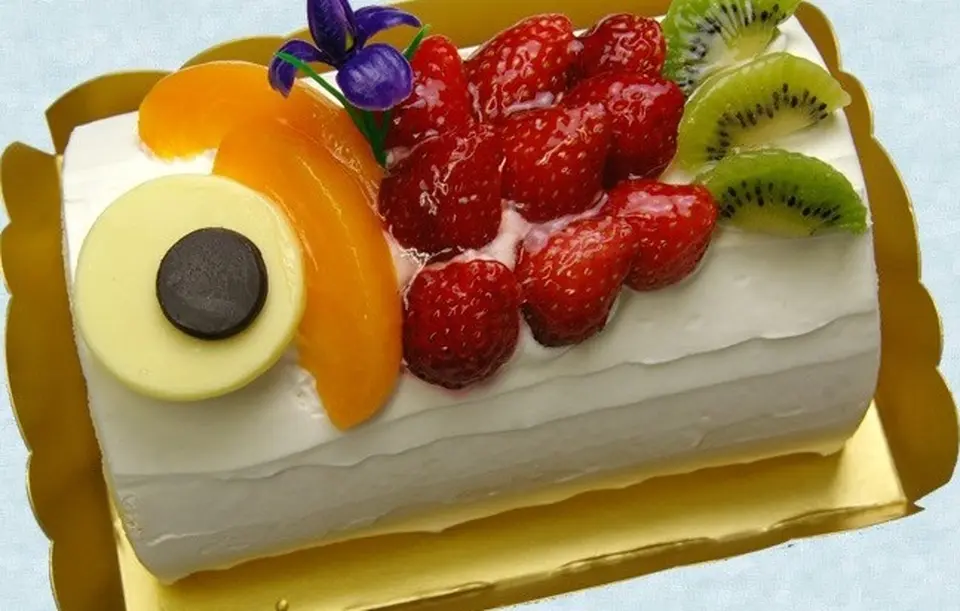 こどもの日ロールデコレーションケーキ「KOINOBORI」_0