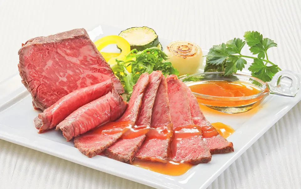 近江牛特選モモ肉のローストビーフブロック 150g×2個 ソース2袋付き_0